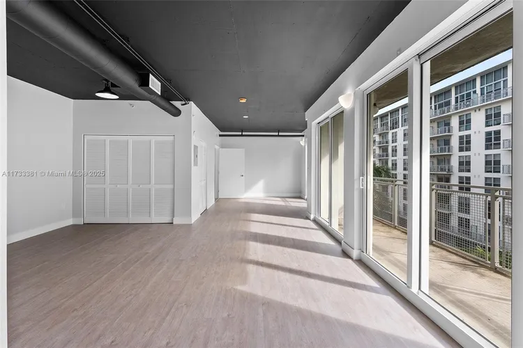 Bay Lofts #509 image #6