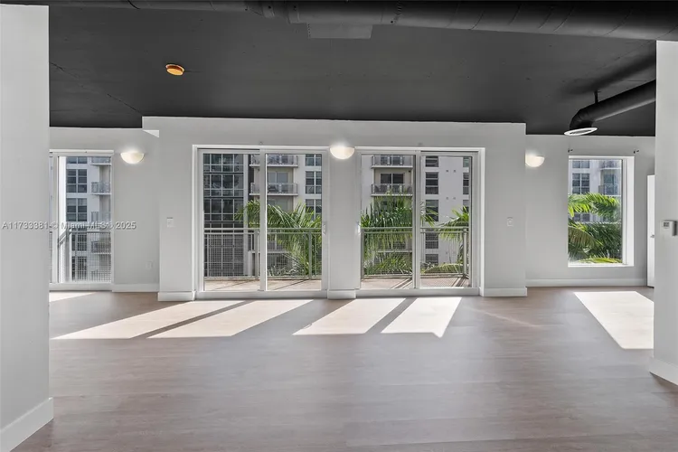 Bay Lofts #509 image #7