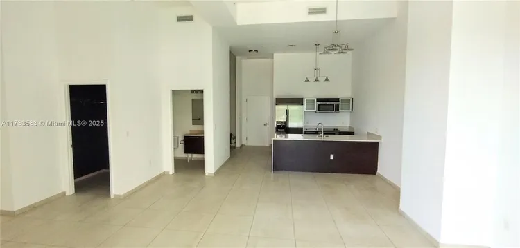 Quantum on the Bay #608 image #12