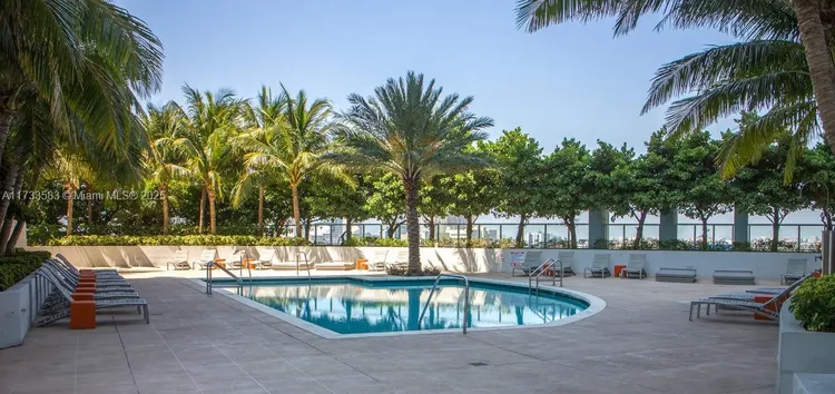 Quantum on the Bay #608 image #20