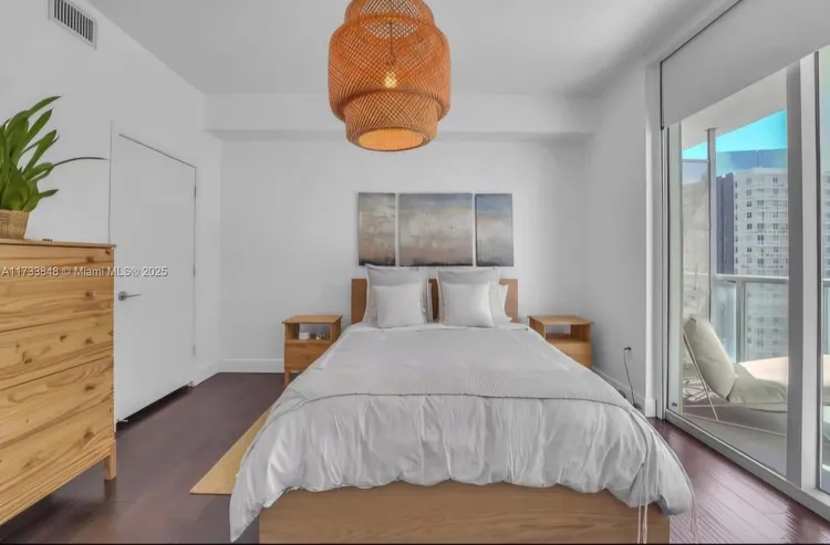 Axis #2015N image #8