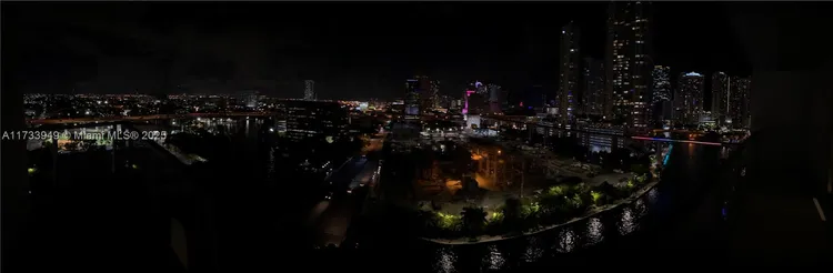 Latitude #1501 image #20