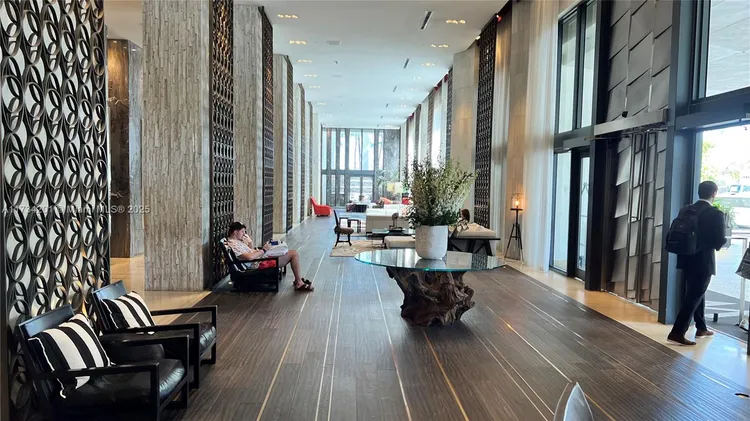 W South Beach #1102 image #15