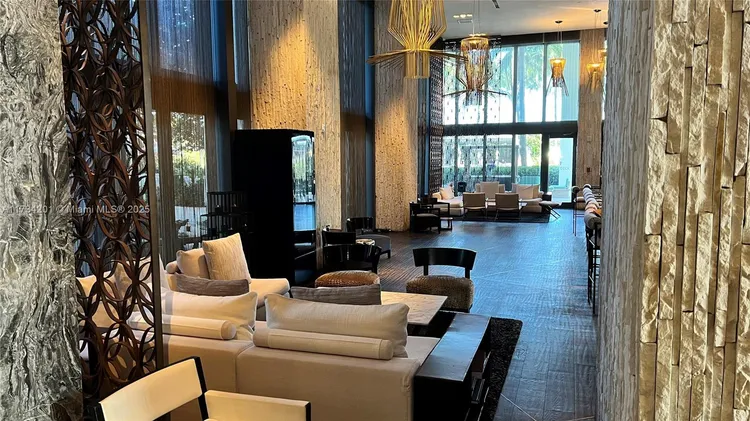 W South Beach #1102 image #16