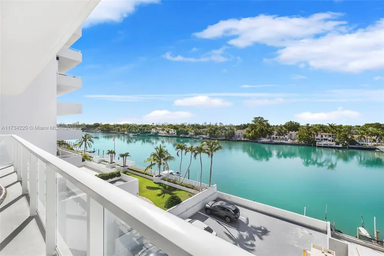 Royal Embassy #5B image #32