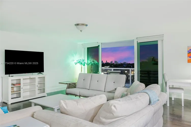 Royal Embassy #5B image #42