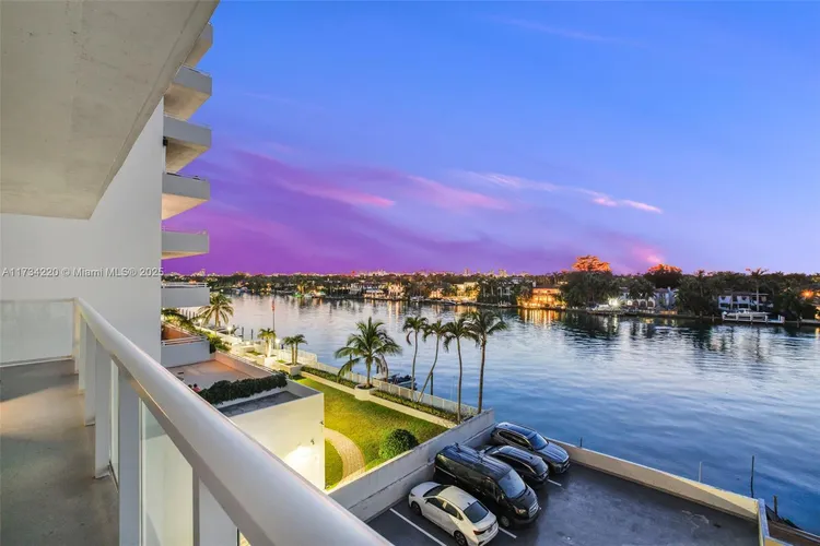 Royal Embassy #5B image #52