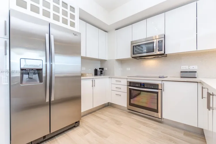 Nine at Mary Brickell Village #2308 image #7