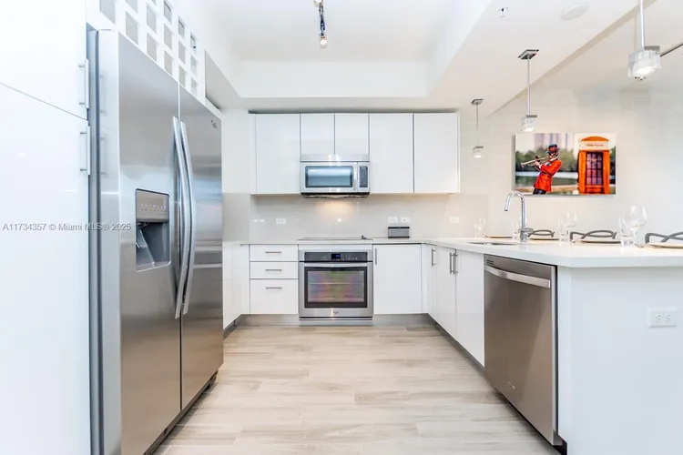 Nine at Mary Brickell Village #2308 image #8