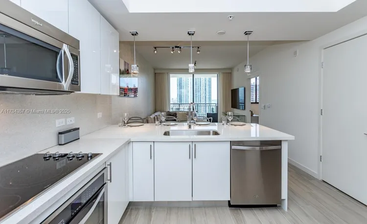 Nine at Mary Brickell Village #2308 image #9