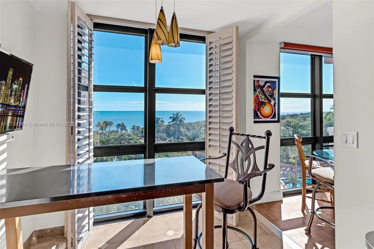 Towers of Key Biscayne #F602 image #15