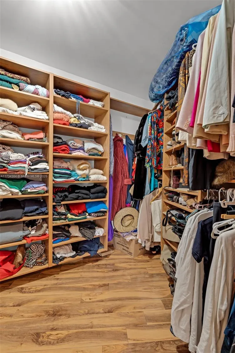 Towers of Key Biscayne #F602 image #26