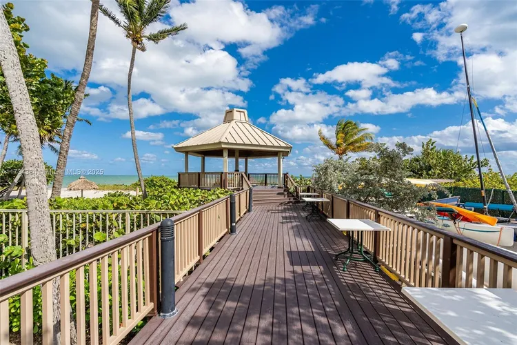 Towers of Key Biscayne #F602 image #32