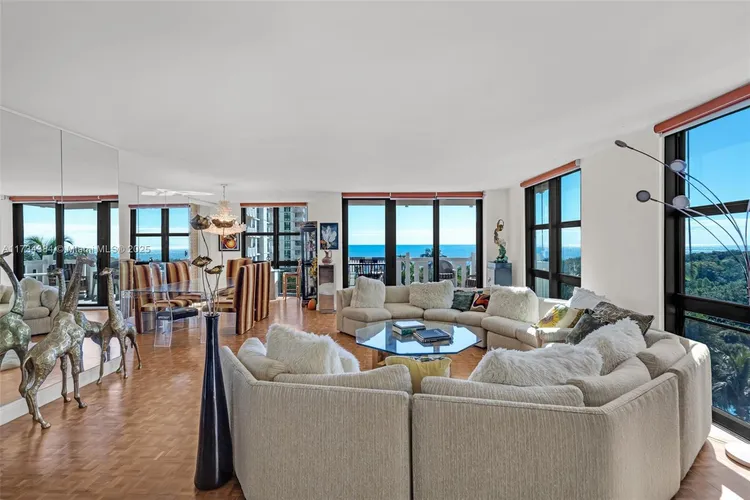 Towers of Key Biscayne #F602 image #7