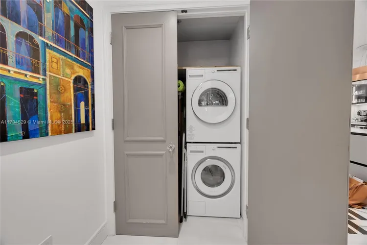 Ritz-Carlton Coconut Grove #704 image #30