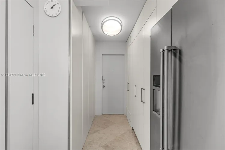 Sands of Key Biscayne #10J image #15