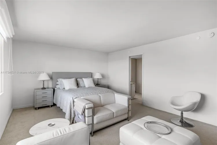 Sands of Key Biscayne #10J image #18