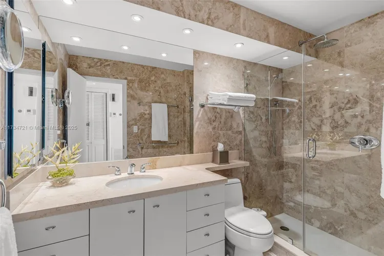 Sands of Key Biscayne #10J image #21