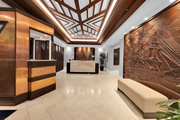 Yacht Harbour #13F image #47