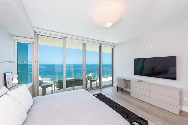 Oceana Key Biscayne #904S image #11