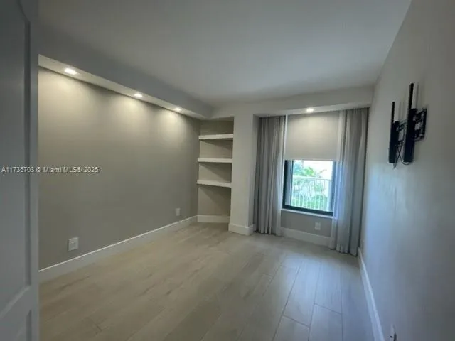 Brickell Shores #506 image #16