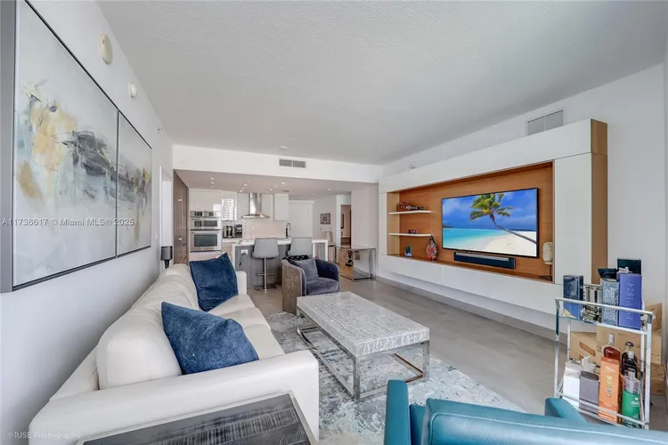 Quantum on the Bay #2004 image #8