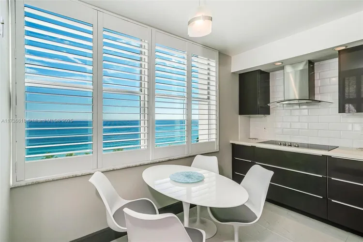 Plaza East #8F image #18