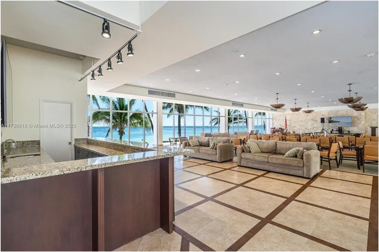 Plaza East #8F image #28