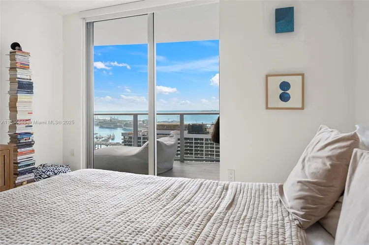 Aria on the Bay #4312 image #17