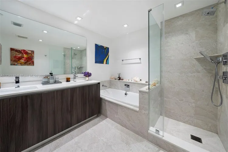 Aria on the Bay #4312 image #19