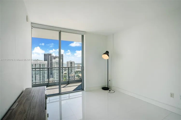 Mint #4511 image #13