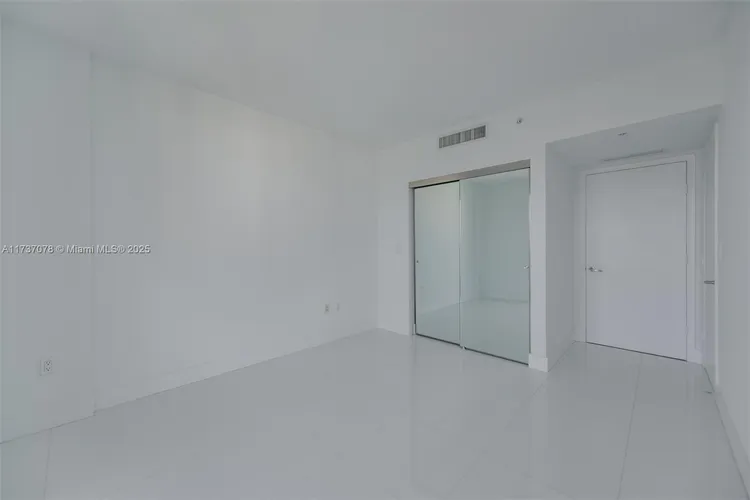 Mint #4511 image #21