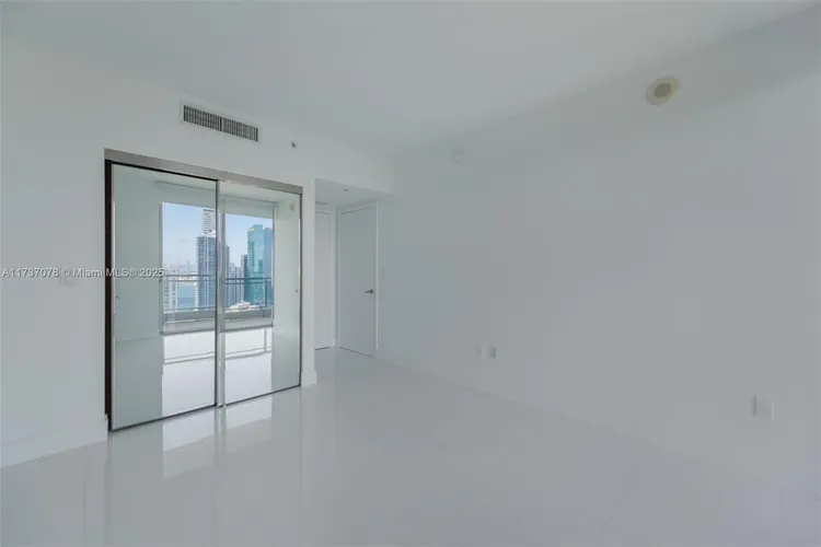 Mint #4511 image #22