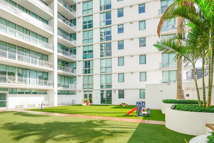 Mint #4511 image #33