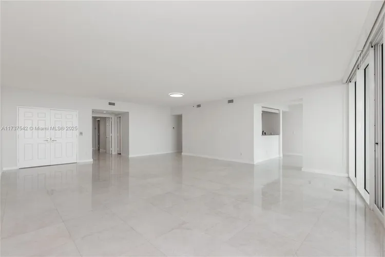 Santa Maria #1604 image #6