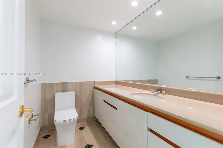 Santa Maria #1604 image #8