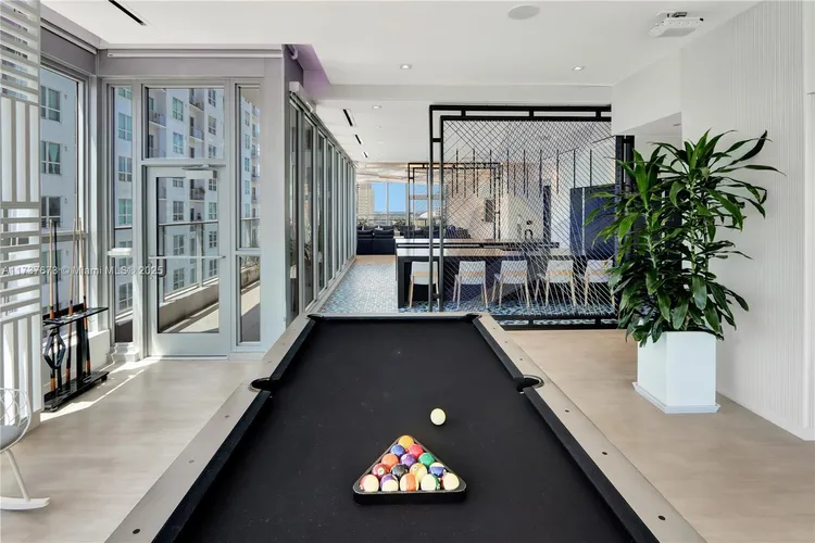 YotelPad #3002 image #13