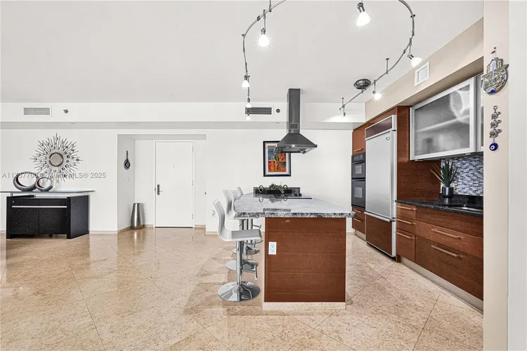 The Beach Club III #3410 image #6