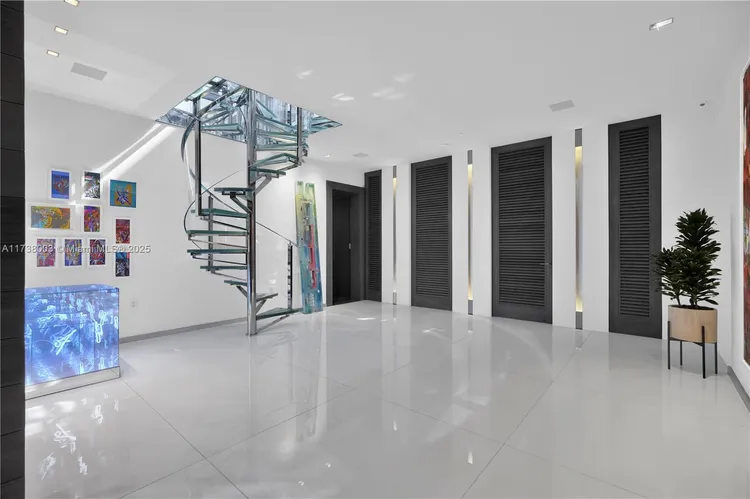 Ocean House #PENTHOUSE image #47