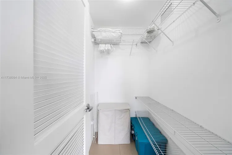 Midblock Condominium #551 image #35
