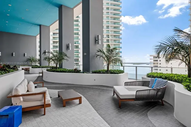 Brickell House #2512 image #17