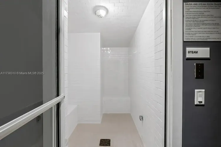 Brickell House #2512 image #34