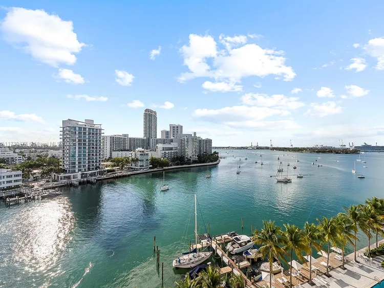 Belle Plaza #910 image #19