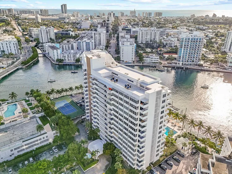 Belle Plaza #910 image #34