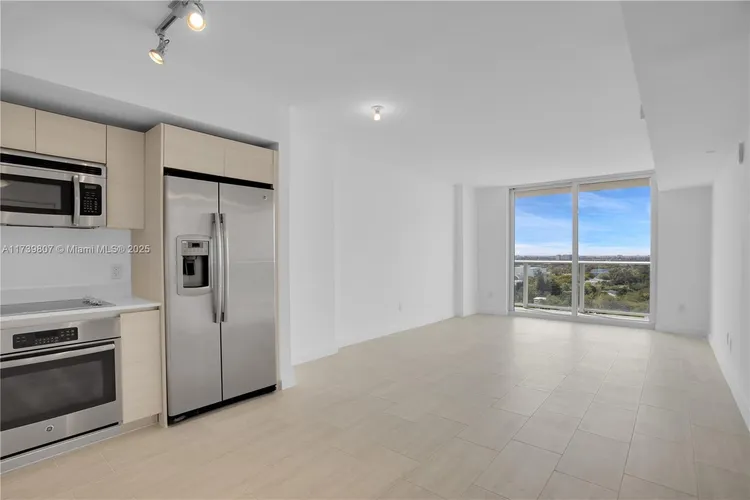 Baltus House #1511 image #9