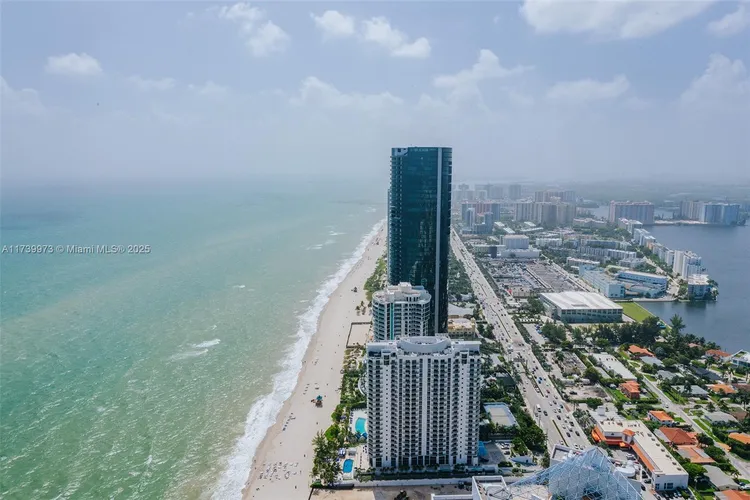 Residences by Armani Casa #5401 image #13