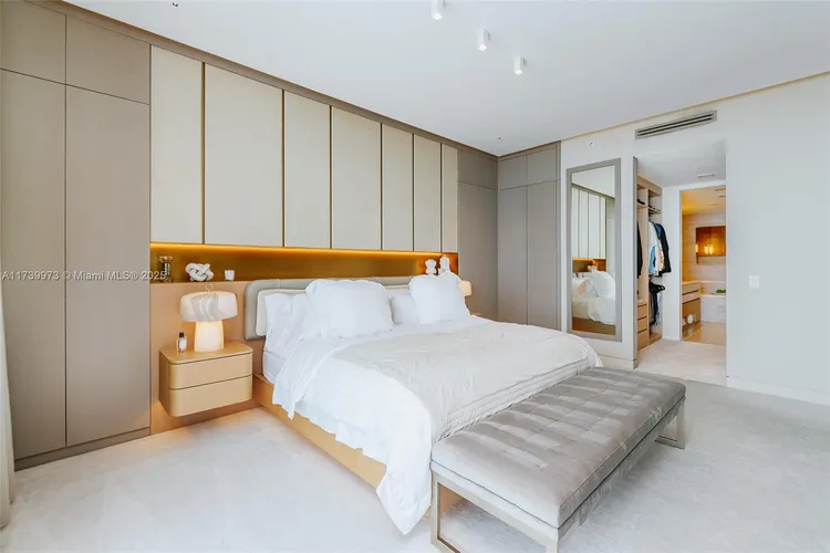 Residences by Armani Casa #5401 image #18