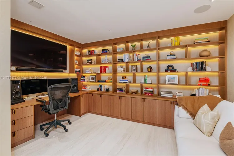 Residences by Armani Casa #5401 image #25