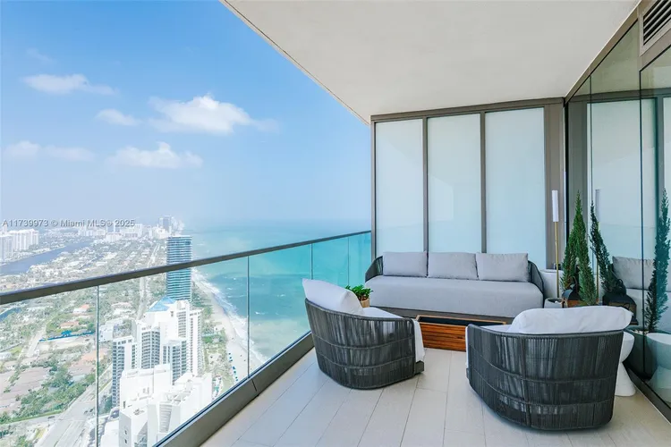 Residences by Armani Casa #5401 image #31