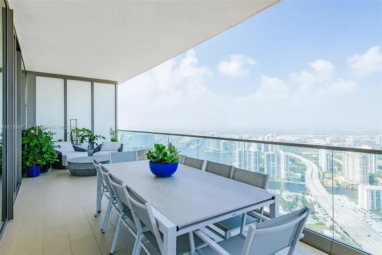 Residences by Armani Casa #5401 image #34